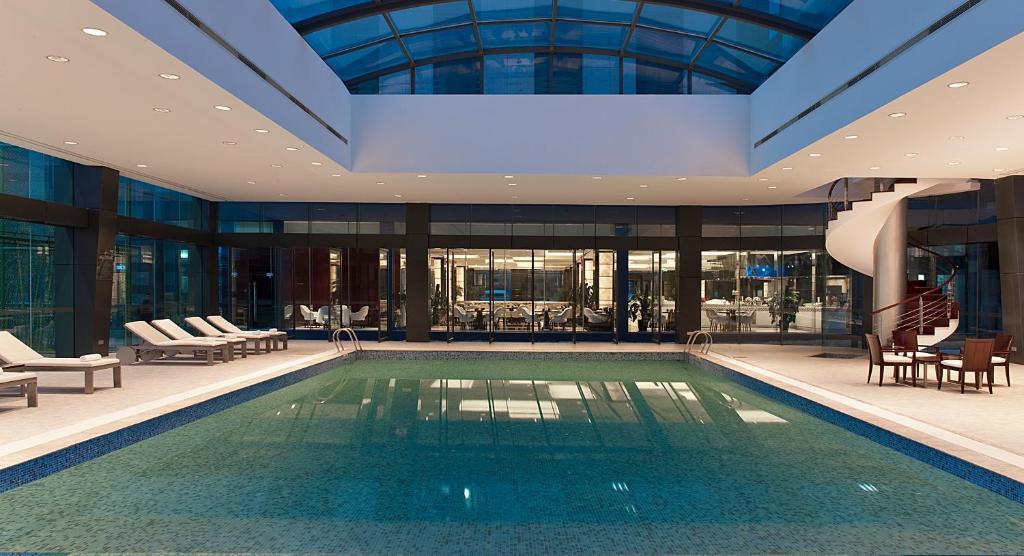 Hotel Ramada Plaza Lianyungang Exterior foto